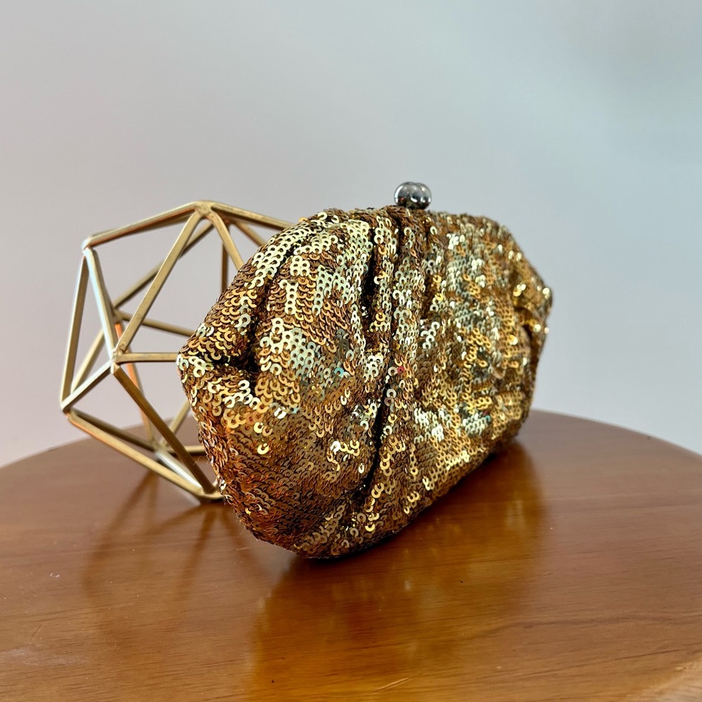 Gold sequin evening purse with chain strap